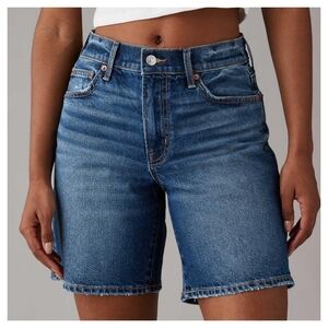 American Eagle Strigid Perfect Denim Jorts Bermuda  Size 2